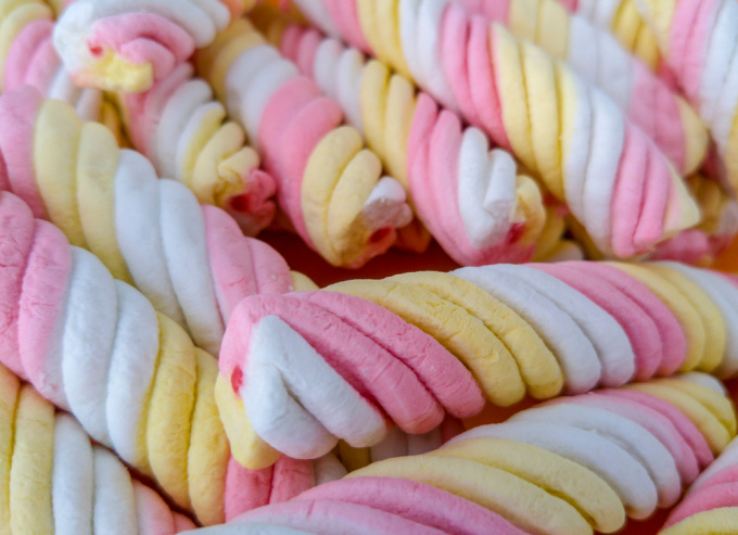 marshmallow ropes baqala snacks